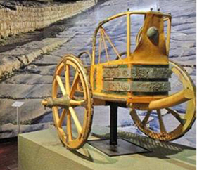 公元前七世纪青铜战车亮相沈阳 为意大利国宝文物